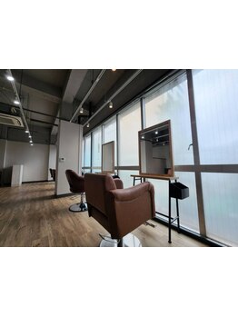 【行徳駅徒歩1分】落ち着きのある上質空間◇アットホームな雰囲気とマンツーマン施術で相談しやすい◎