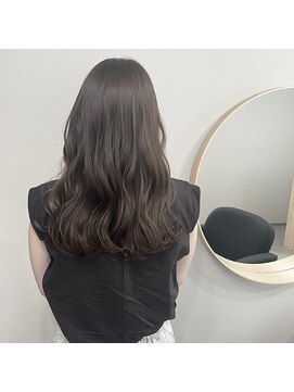 ハジ(haji) モノトーンベージュ