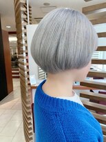 ラ シェンテ エイジア 川西(La Sente Aja)&nbsp;【髪質改善ケアブリーチ 】ホワイトシルバー