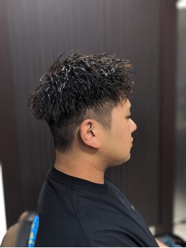 バーバーバー 都賀(BARBER-BAR) ショートツイストパーマ