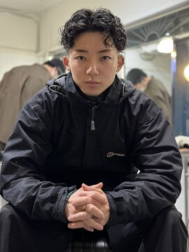 メリケンバーバーショップ フクオカ(MERICAN BARBERSHOP FUK) ハイライトマッシュパーマウルフアッシュブラック