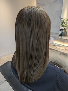 エニー(ENii)の写真/【亀岡駅】低アルカリ・高美容成分に着目したヘアケアアイテムを使用！思わず触りたくなるようなツヤ髪へ。