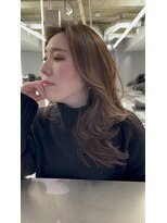 大人レイヤーカット/白髪ぼかしハイライト［新宿/ヘアセット］