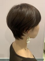 ビュートリアム 梅田(BEAUTRIUM)&nbsp;襟足長めショート