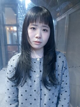 デコ(DECO) 【eruna】オン眉ギザ眉×ロングハッシュカット×ブルーブラック