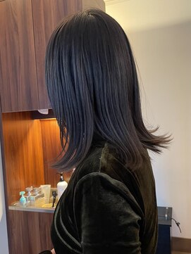 ビュートリアム265(BEAUTRIUM 265) ★外ハネ切りっぱなしボブ/顔周りカット/ワイドバング/銀座/30代