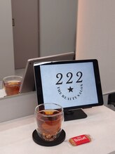 全席タブレット・USBポート・Wi-fi完備。ドリンクやお菓子のご提供で快適なサロンタイムをお過ごし下さい。