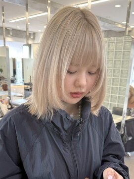 サンクマーケット 渋谷(cinq MARKET) 渋谷ブリーチカラータッセルボブ顔周りレイヤー切りっぱなしボブ