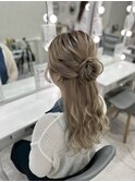 お団子ハーフアップスタイル