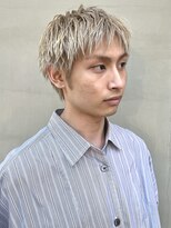 パークレーン アイス イヴェン アネックス(PARK LANE ICI yeven.anx)&nbsp;ブリーチカラー/ハイトーン/定番センターパートウルフYUKI