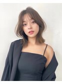 ショートが苦手だけど短くしたい方!女性らしいくびれミディアム