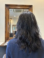 ボウベルズ ヘア アンド メイクアップ ドレッシング Bowbells hair&make up dressing ロングのルーズウェーブ