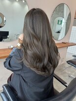 ロティバイトレンチ(loti by trench)&nbsp;オリーブベージュ×レイヤーカット