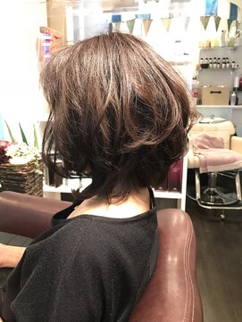 ボニークチュール(BONNY COUTURE) 大人のグラマラスボブ！