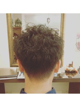 アリーナ 緑が丘店(arena) メンズパーマ×刈り上げスタイル