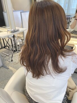 ローラント(Laurent) 透明感と艶感の出るベージュブラウン Laurent 【宇井辰吾】