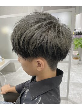 キートス(Kiitos) 大人気カラー　ツートンカラー　ホワイトグレー　ダブルカラー