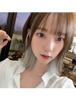 ピープスアンドスー 表参道 渋谷(Peeps&Suu.) インナーカラー/ホワイトベージュ/きりっぱなしボブ