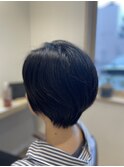 ショートボブ