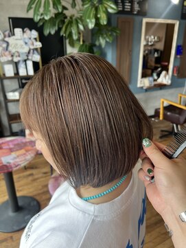 ロイズ ヘアデザイン アンド スパ(LOES) ミルクティーベージュ×オリーブベージュ