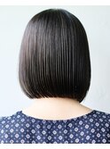 前下がりボブ#黒髪#耳掛けショート#くびれショート#切りっぱなし
