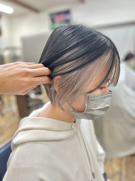 ラウラアンドロー(LAURA&RO) インナーカラーフェイスフレーミングホワイトベージュブリーチ