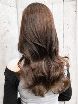 エインアンリー 明治神宮前(AIN.ANLY.) ◯メルティカラーフェミニンロングウェーブミディアム小顔カット