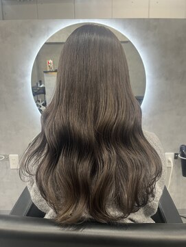 アイ(_i) グレージュカラー