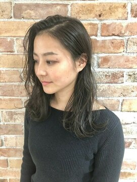 ワークス 下北沢(WORKS) かき上げオリーブカラーセミウェットウェーブ【下北沢】