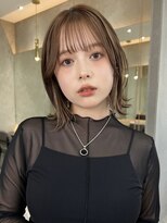 ロンドワン 三宮元町(Lond one) 切りっぱなしくびれボブ/ちらっとみえるインナーカラー/卵型