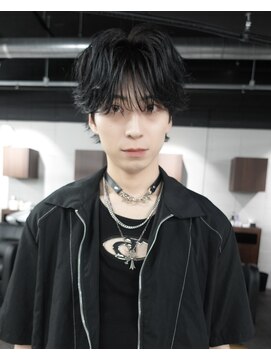 ピア ヤクイン(Pia Yakuin) シースルーマッシュ ニュアンスパーマ