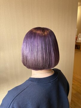 エム インターナショナル 白岡 キュート(EMU international CUTE) ツヤ髪が映える上品ラベンダーカラー