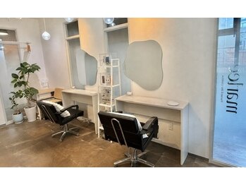 マーリー(marlee)の写真/◆平日も朝8時～夜20時まで営業◆仕事前にも通えるサロンです[ヘアセット/シャンプーブロー/表参道]