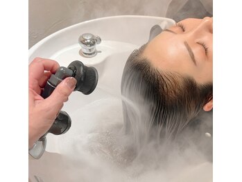 ヌーヘアーフォルマ(N.U hair=forma)の写真/ヘッドスパと炭酸クレンジングで頭皮ケア！丁寧なヘアケアをご提案します◎