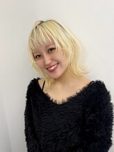 【youres hair 3丁目店スタッフの紹介ページ】