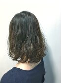 微妙なレングスこそ魅力的☆伸ばしかけボブ×しっかりパーマ☆