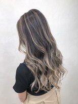 ジゼル(gisele)&nbsp;オンブレ×ティーグレー