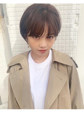 バレッタ (Barrette) 耳掛けショート×テラコッタブラウン