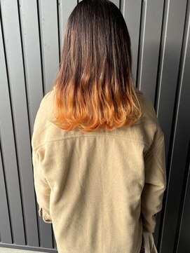 ジジ プラス デザイン(GIGI＋design) グラデーションカラー×orange