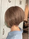 前下がりショートボブ