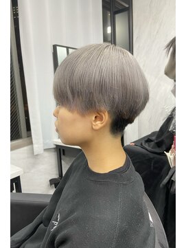 リア 大阪梅田(Ria) ～メンズ　グレーシルバー～ 【Ria 大阪 梅田】