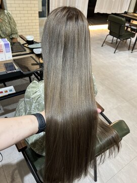 トリムバイエンヴィ(tlim by ENVY) ブリーチ1回～2回グレージュカラー