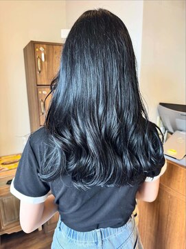 ブルーブラック