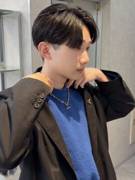 ジーナ 天神(Zina) センターパート【天神/福岡/くせ毛カット/センターパート】