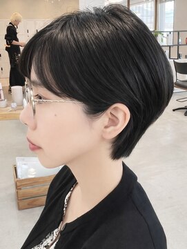 グランデュール 東静岡池田店(GRANDEUR) 黒髪ショートボブ耳掛け顔周りレイヤー/東静岡草薙清水