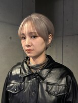 レオニード 表参道(LEONID)&nbsp;【馬場】肌に馴染むベージュとニュアンスショート