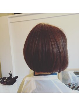 カタチヘアー(HAIR) イチゴ。。。ボブのカタチ。。。