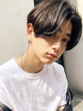 ディッセンバー 渋谷(December) 【December】前下がり/センターパート/スリークショート