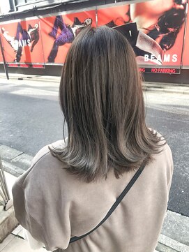 サロンドミルク 溝の口店(salon de MiLK) 脱白髪染めハイライト×カーキグレージュ