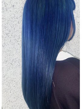 カリーナコークス 原宿 渋谷(Carina COKETH) ダブルカラー/ブルー/インナーカラー/ケアブリーチ/オージュア